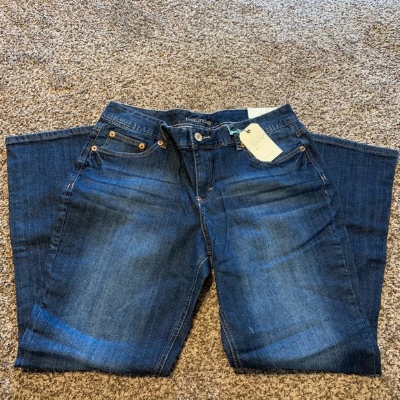 Maurices jeans - Picture 2 of 2